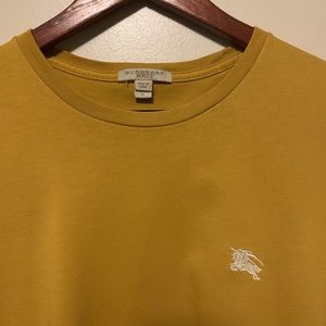 Burberry T-shirt